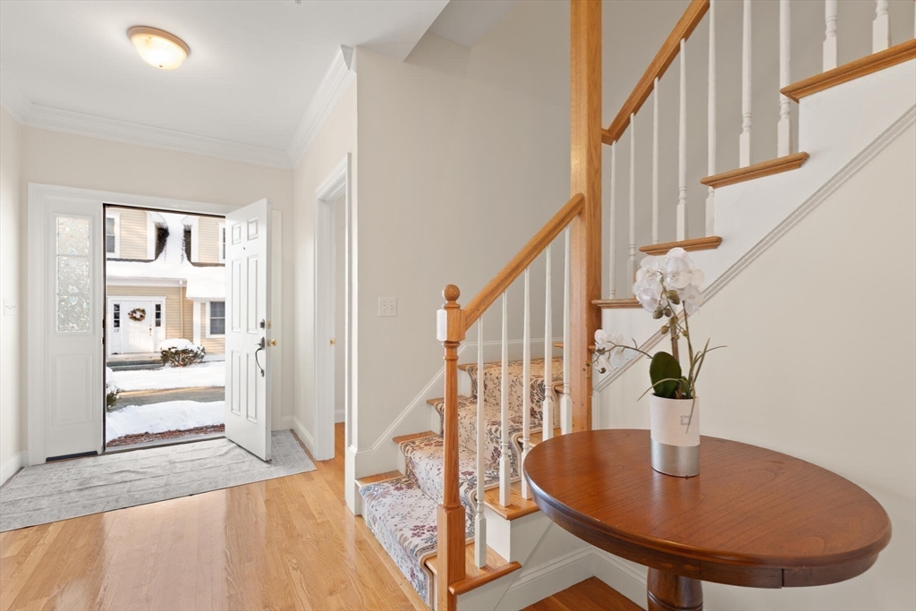 725 Boston Post Rd 12