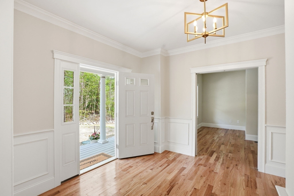 95 Stony Brook Lane