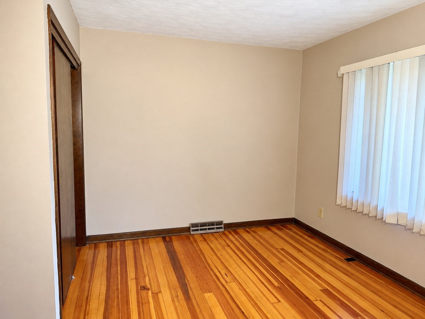 18 Brownell St, Ludlow, MA, 18 Brownell St, Ludlow, MA Photo #33