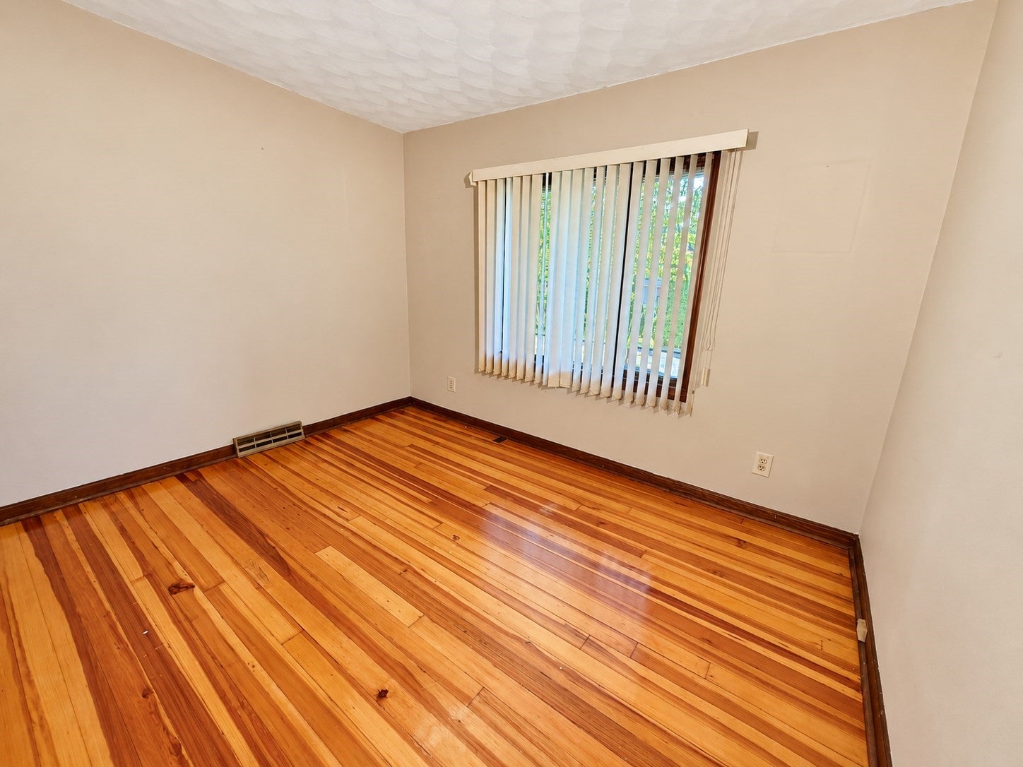 18 Brownell St, Ludlow, MA, 18 Brownell St, Ludlow, MA Photo #29
