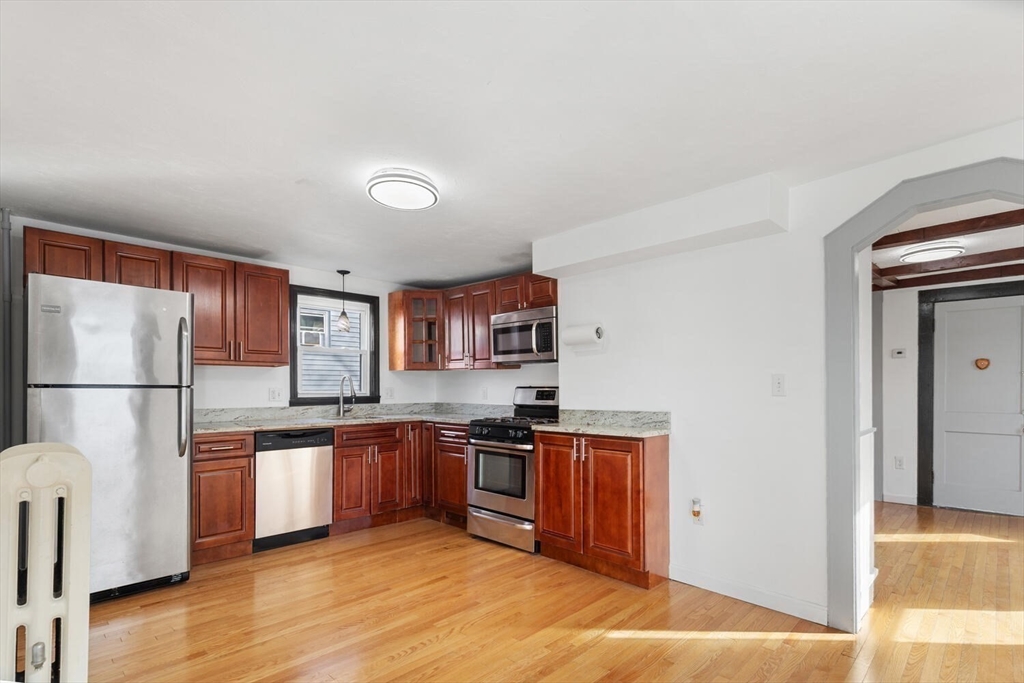 48 Waverly