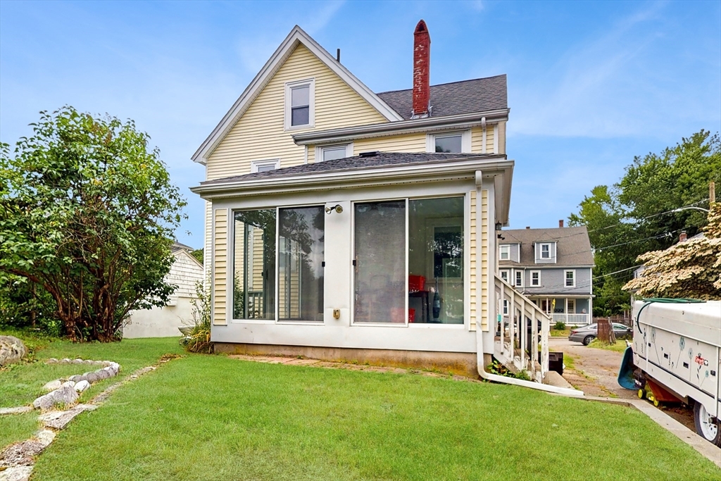 11 Quincy Ave
