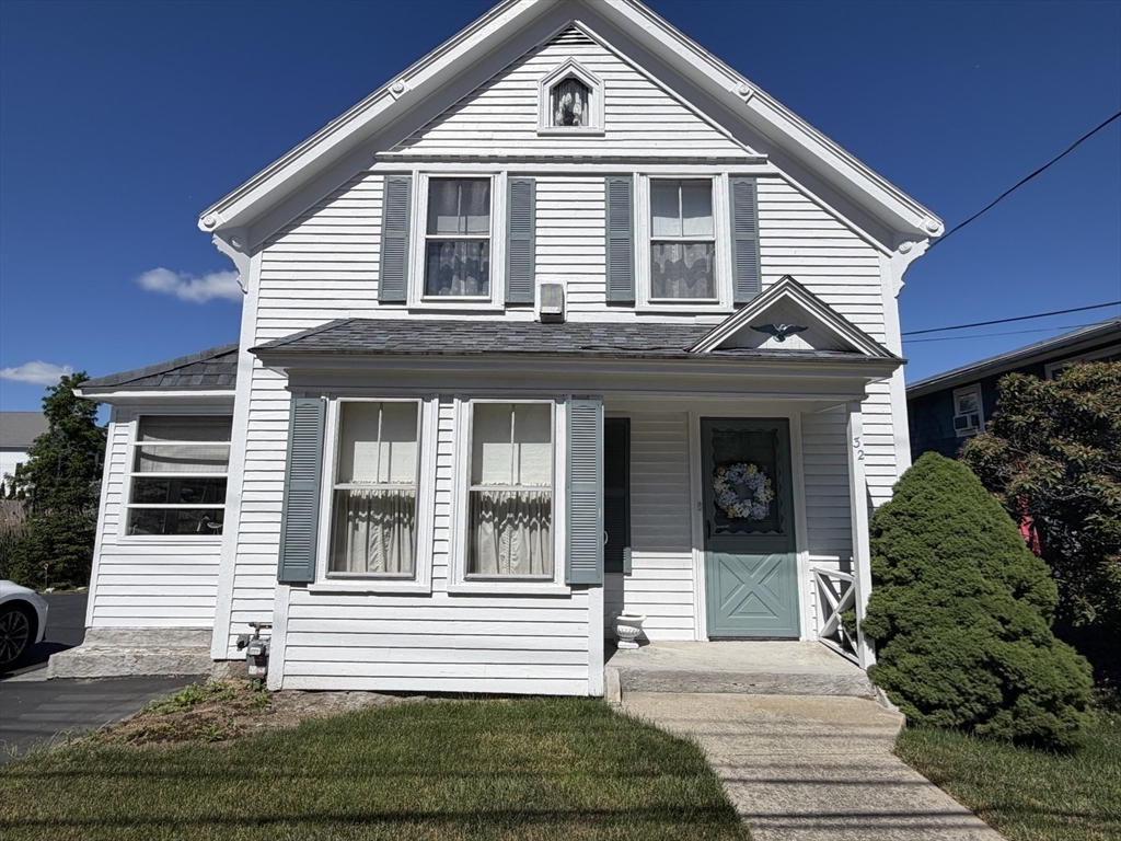 32 Eastern Ave
