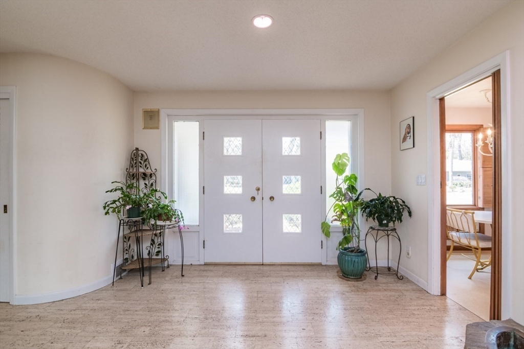 127 Magnolia Circle