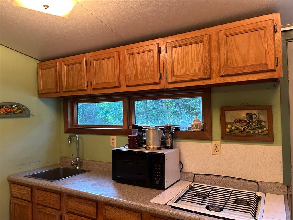 26 Bear Hill Rd, Hinsdale, MA Photo #21
