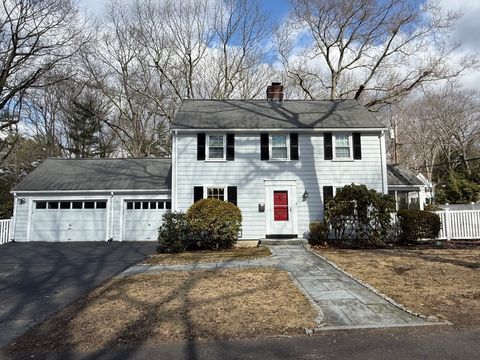 Photo of 46 Cleveland Rd, Wellesley, MA 02481 (MLS # 73487439)