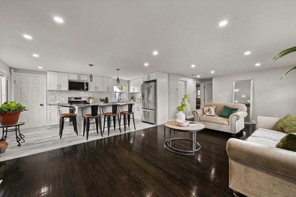131 Longwood Ave, Brockton, MA, 131 Longwood Ave, Brockton, MA Photo #3