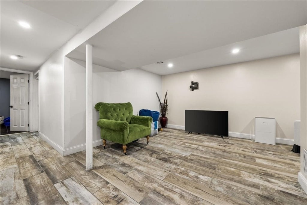 131 Longwood Ave, Brockton, MA, 131 Longwood Ave, Brockton, MA Photo #22