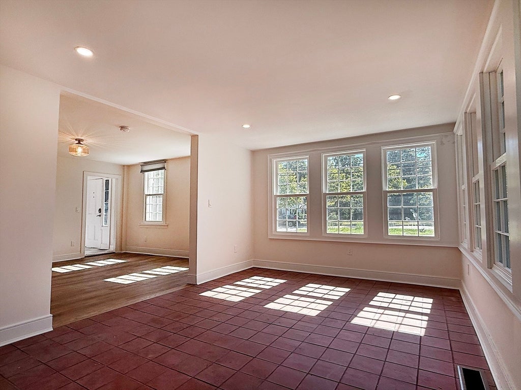 110 Edgell Rd #110, Framingham, MA, 110 Edgell Rd #110, Framingham, MA Photo #7