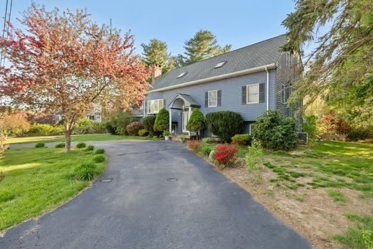 120 Hatchfield Dr