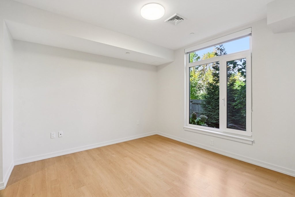 77 New ST #116, Cambridge, MA, 77 New ST #116, Cambridge, MA Photo #8