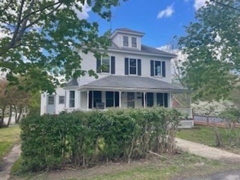 Photo of 31 Parker St, Billerica, MA 01821 (MLS # 73514693)
