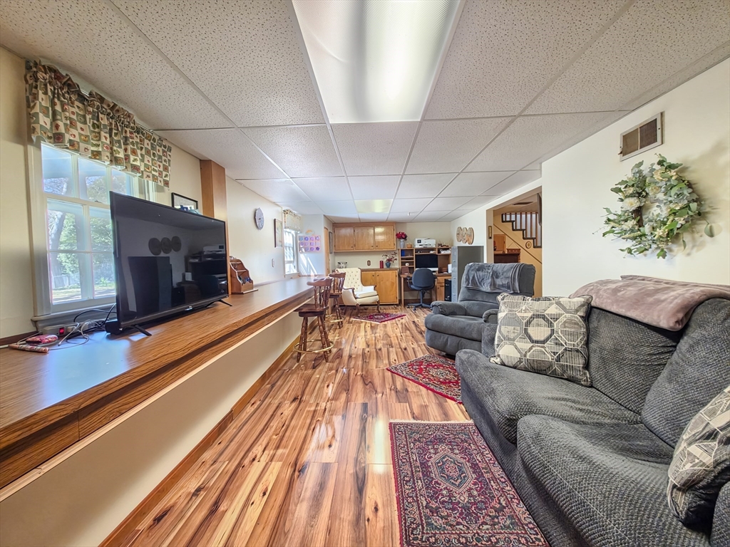 7 Linnell Ln, Yarmouth, MA Photo #30