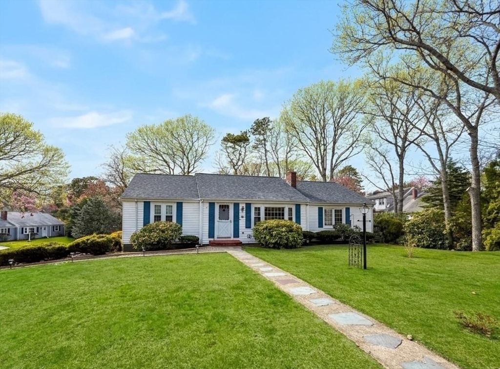 7 Linnell Ln, Yarmouth, MA Photo #1