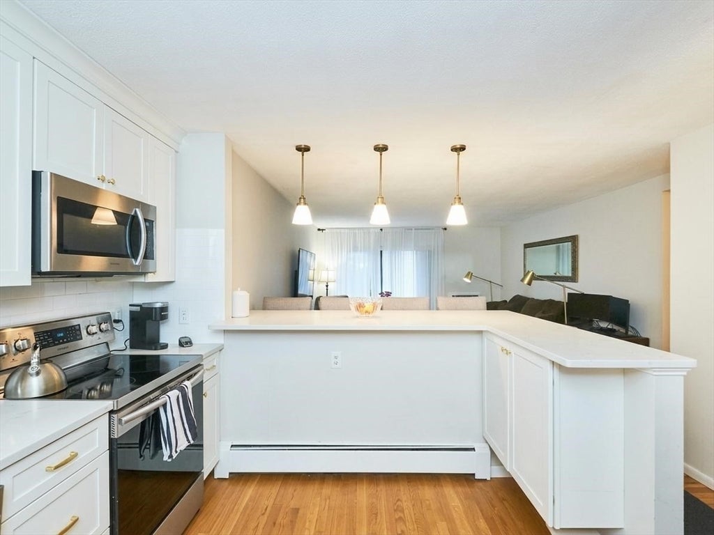 400 Savin Hill Ave #16, Boston, MA Photo #2