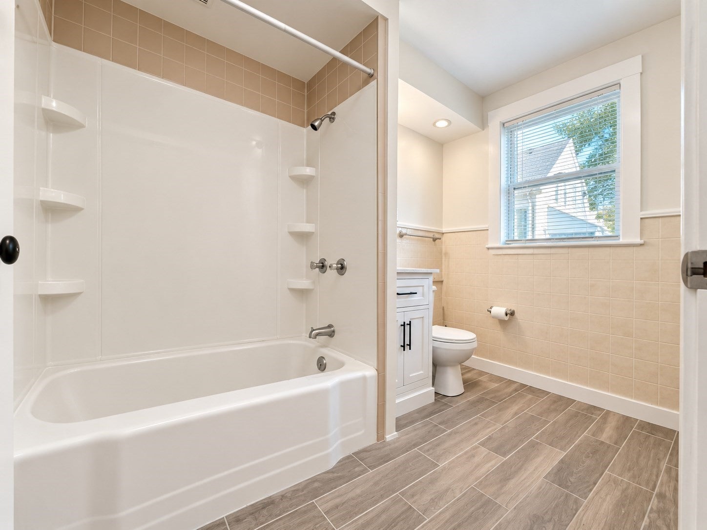 123 Chestnut St 2