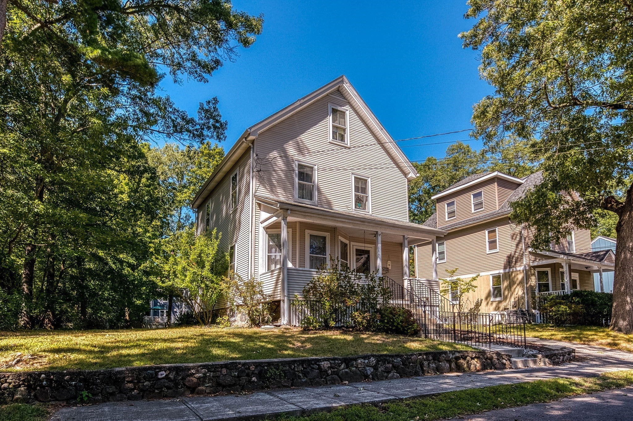 17 Tudor Terrace, Newton, MA, 17 Tudor Terrace, Newton, MA Photo #2