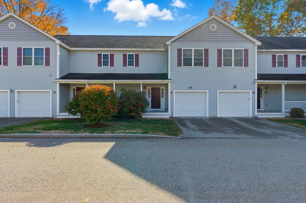 90 Rangeway Rd 303