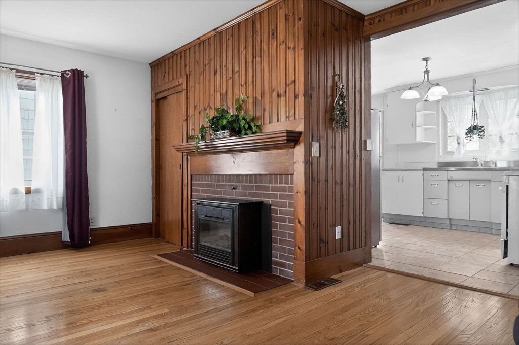 686 Cohannet St, Taunton, MA Photo #11