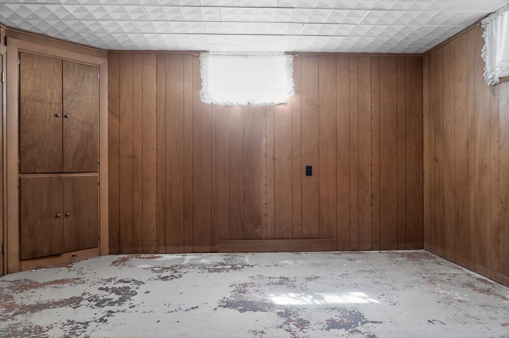 686 Cohannet St, Taunton, MA Photo #20
