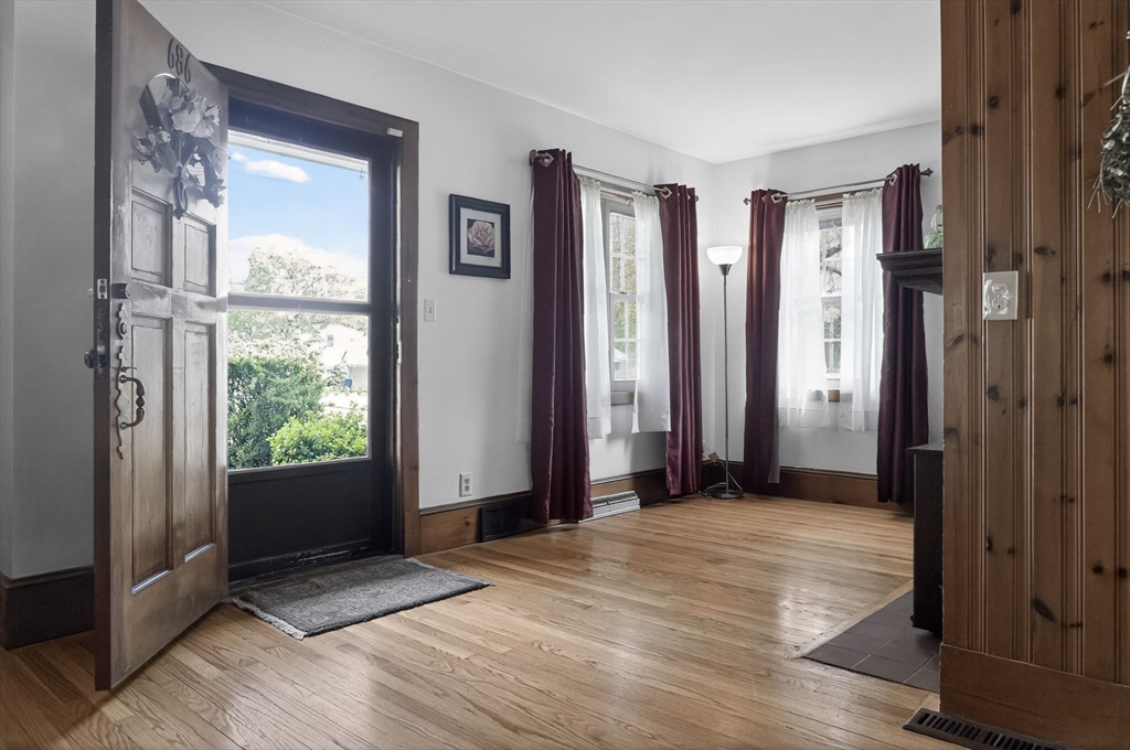 686 Cohannet St, Taunton, MA Photo #13