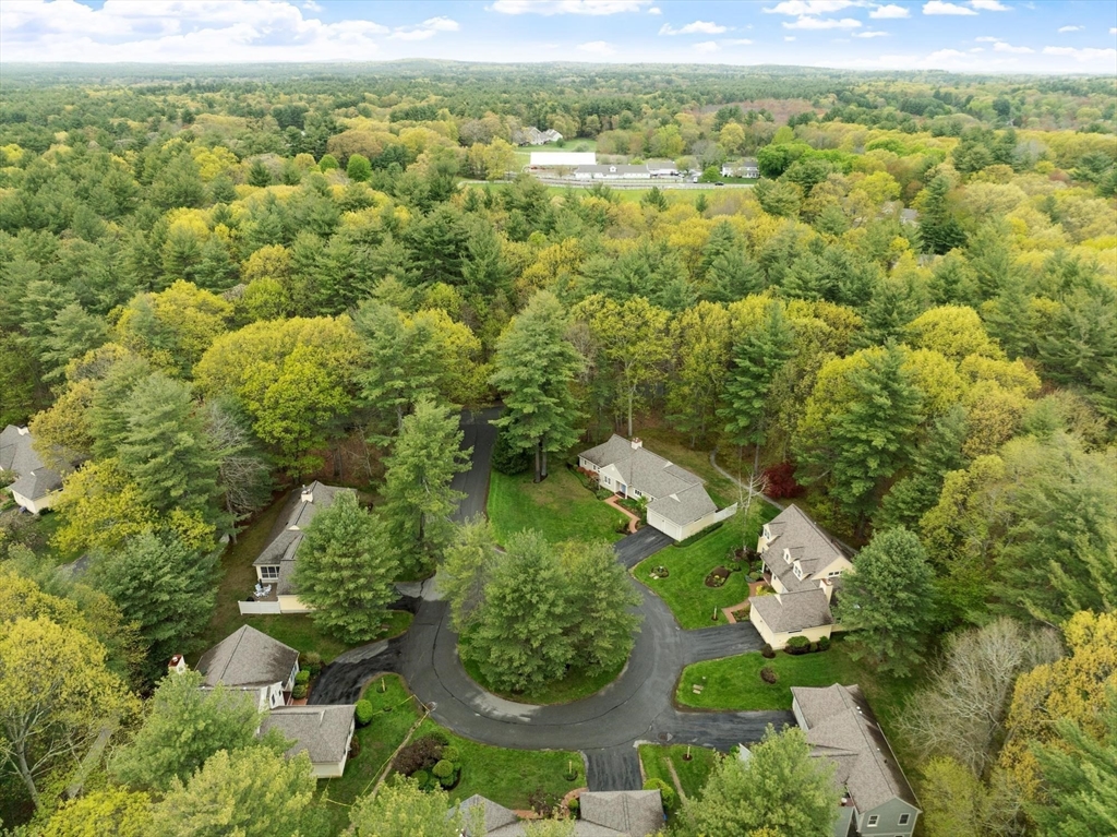 36 Pickman Dr