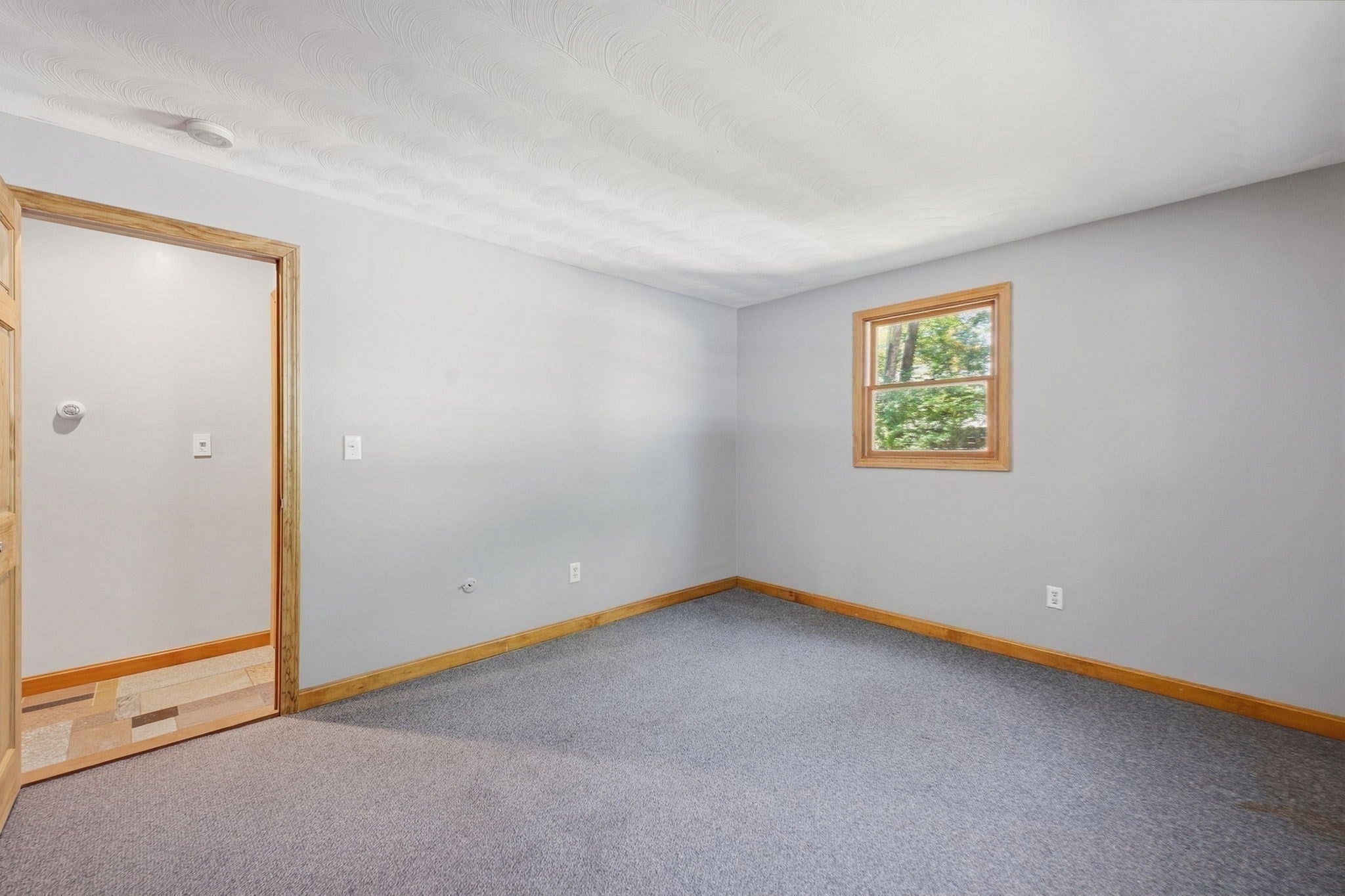27 Ansie Road, Chelmsford, MA, 27 Ansie Road, Chelmsford, MA Photo #15