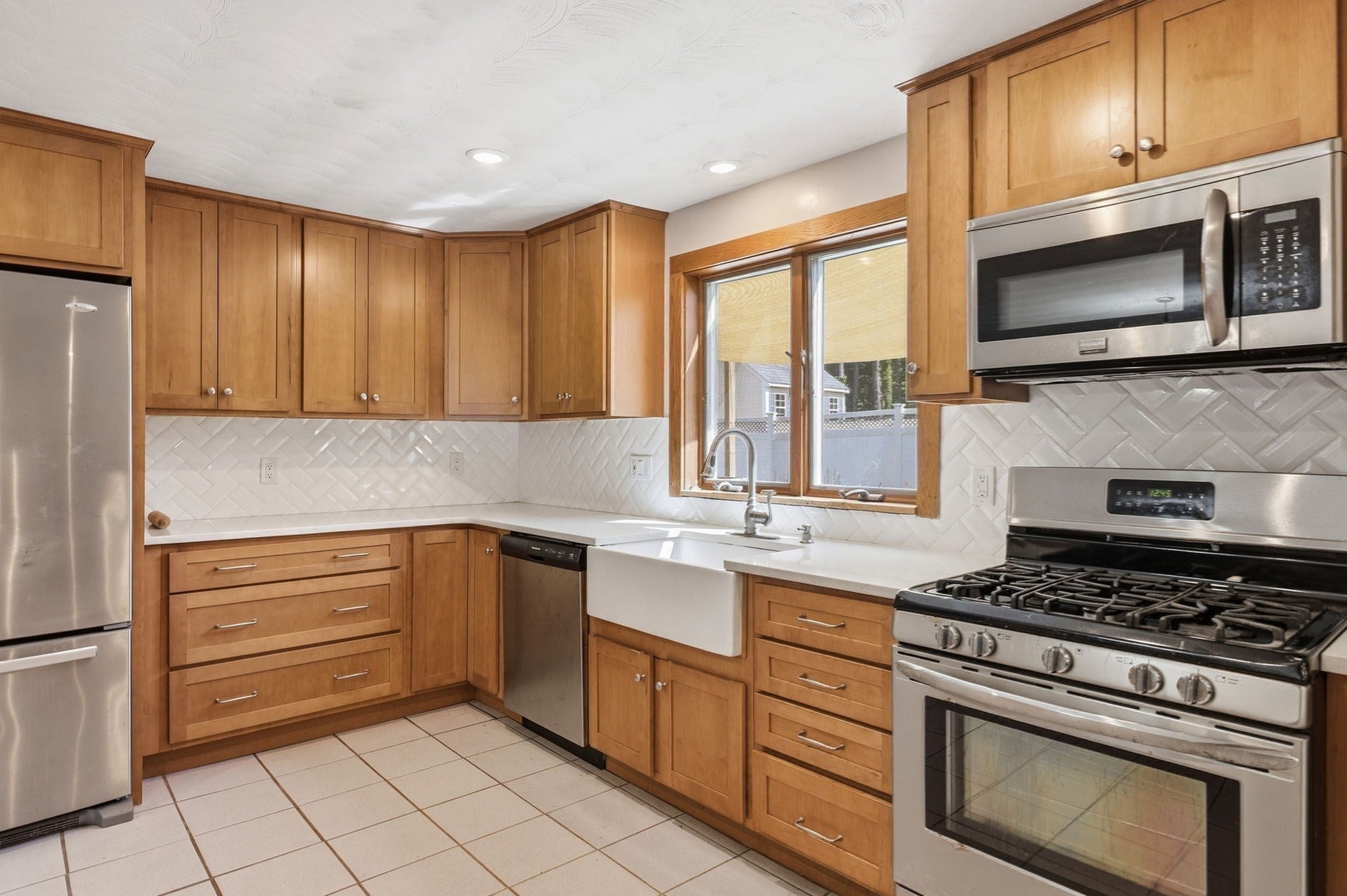 27 Ansie Road, Chelmsford, MA, 27 Ansie Road, Chelmsford, MA Photo #5