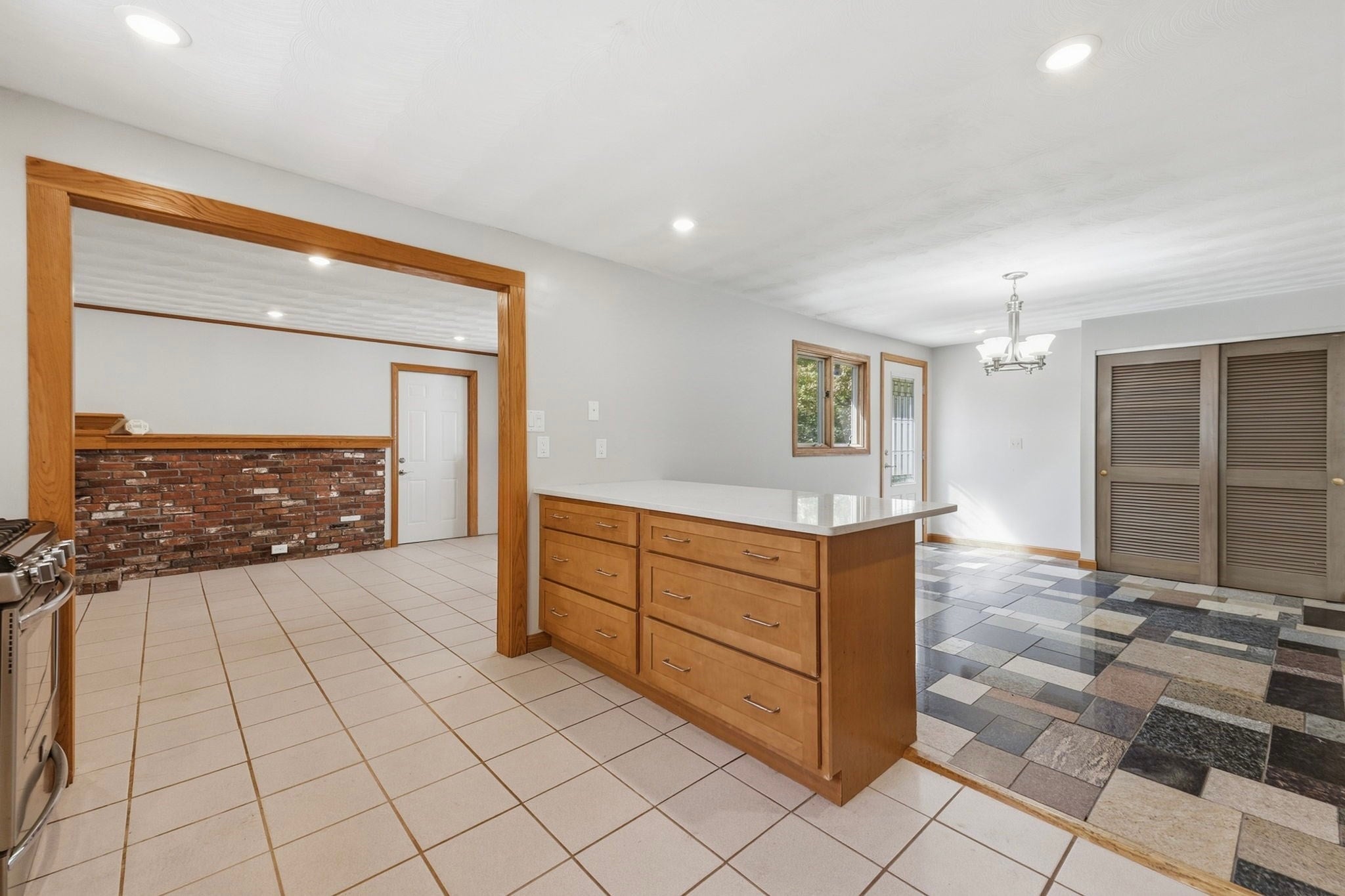 27 Ansie Road, Chelmsford, MA, 27 Ansie Road, Chelmsford, MA Photo #7