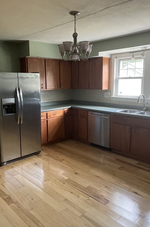 95 Weaver Rd