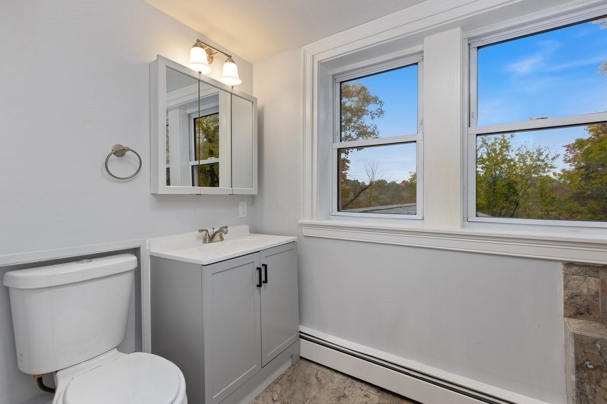 39 Forest St, Danvers, MA, 39 Forest St, Danvers, MA Photo #9