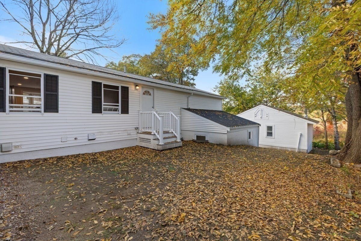 39 Forest St, Danvers, MA, 39 Forest St, Danvers, MA Photo #25