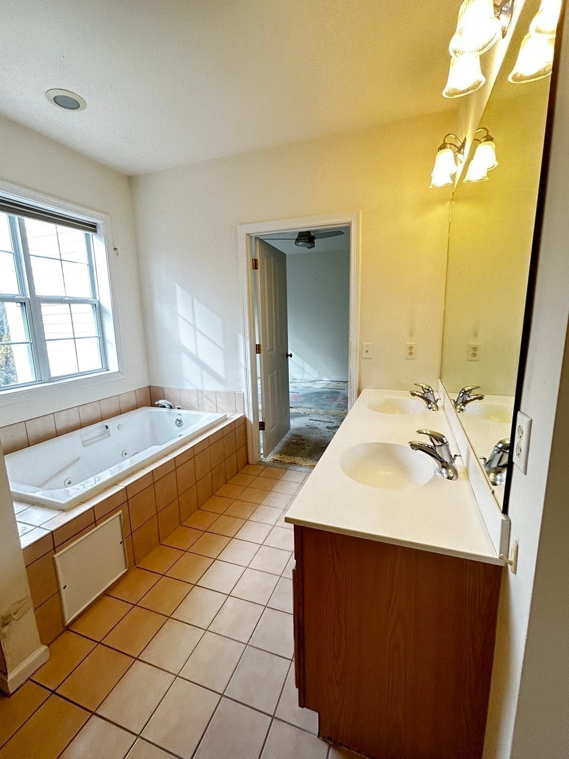 174 Haverhill Street #325, Andover, MA, 174 Haverhill Street #325, Andover, MA Photo #8