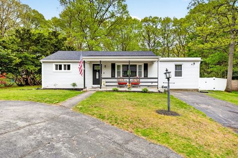 Photo of 545 Tremont St, Rehoboth, MA 02769 (MLS # 73517592)