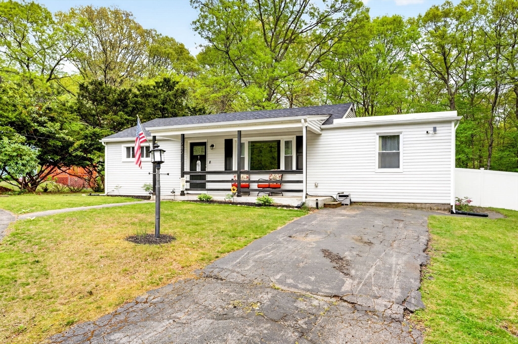 545 Tremont St, Rehoboth, MA Photo #2