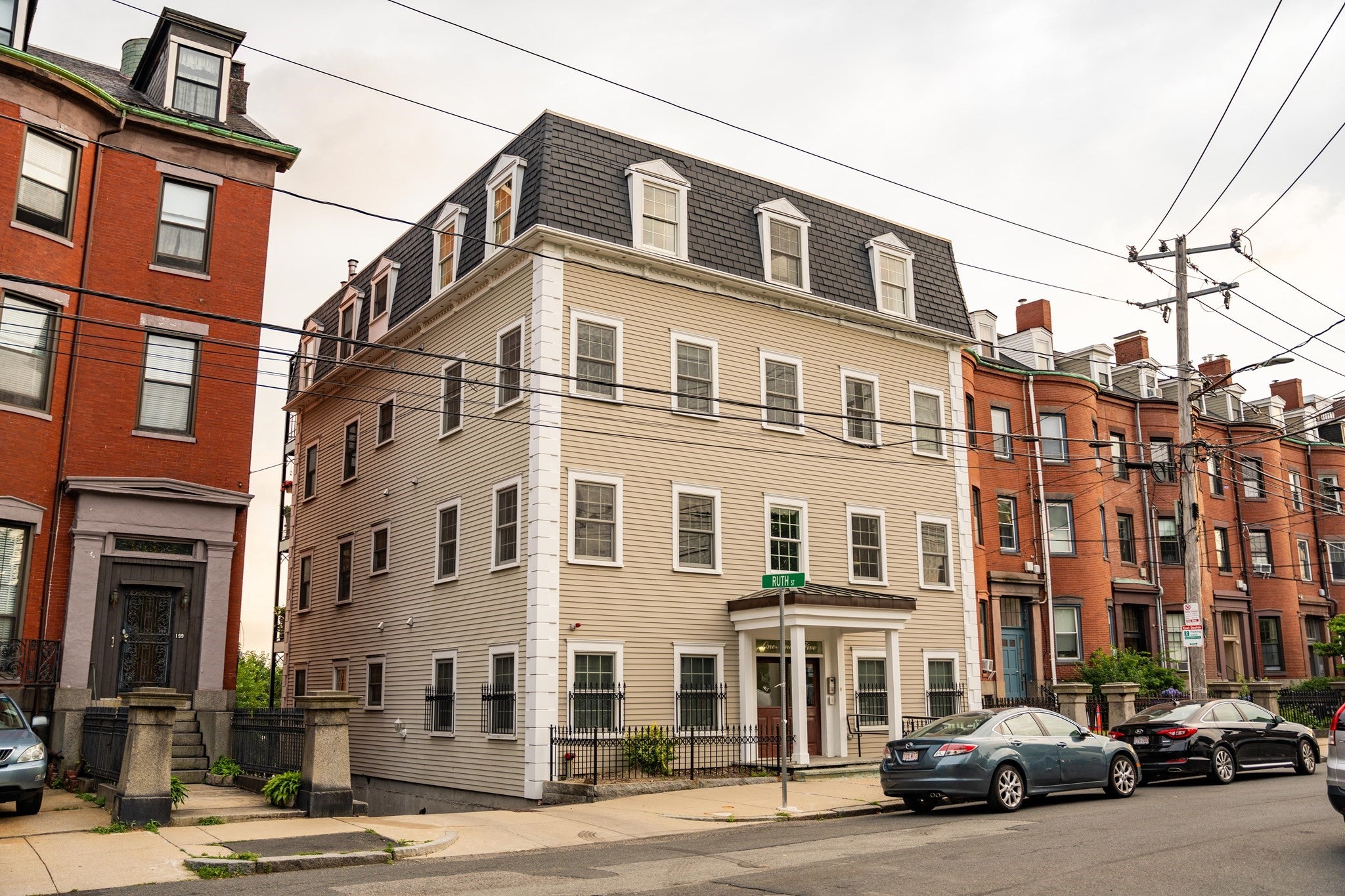 Photo of 195 Webster St, Boston, MA