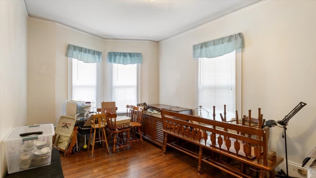 Boston, Massachusetts 02130, United States, 6 Bedrooms Bedrooms, ,3 BathroomsBathrooms,Residential,Active,171875