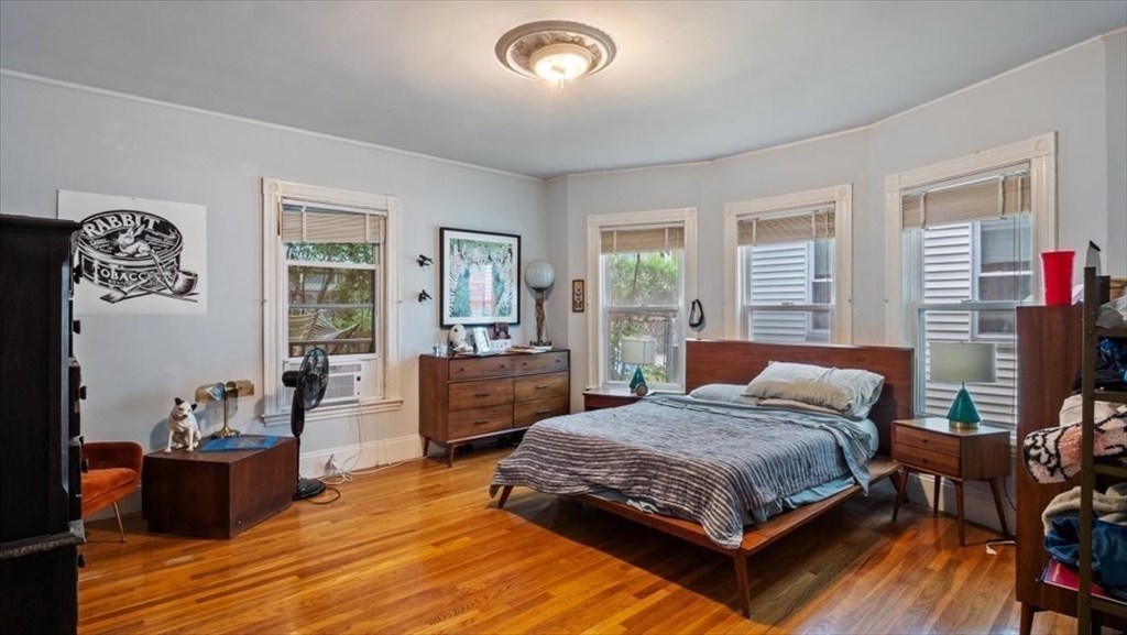 Boston, Massachusetts 02130, United States, 6 Bedrooms Bedrooms, ,3 BathroomsBathrooms,Residential,Active,171875