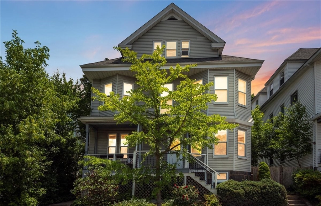 Boston, Massachusetts 02130, United States, 6 Bedrooms Bedrooms, ,3 BathroomsBathrooms,Residential,Active,171875