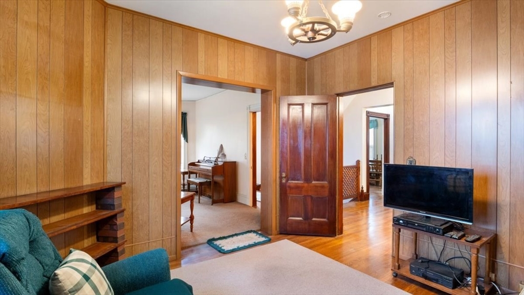 Boston, Massachusetts 02130, United States, 6 Bedrooms Bedrooms, ,3 BathroomsBathrooms,Residential,Active,171875