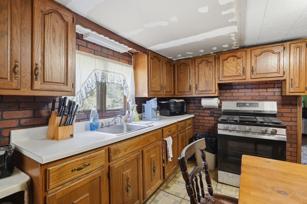 101 Whitins Rd, Sutton, MA, 101 Whitins Rd, Sutton, MA Photo #4