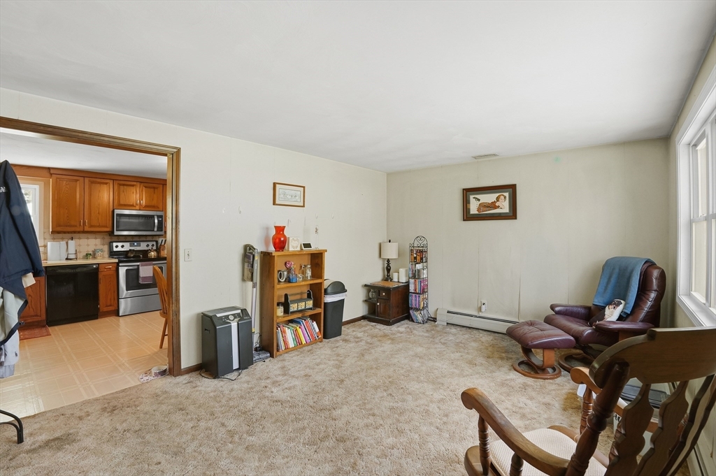 6 Bayview Avenue, Berkley, MA Photo #4