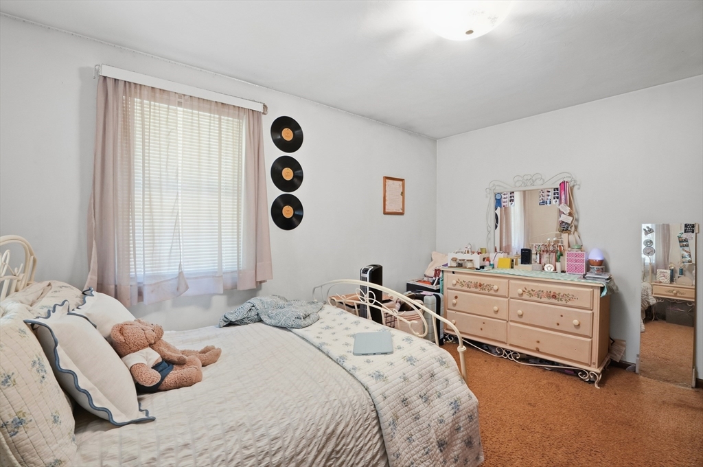 6 Bayview Avenue, Berkley, MA Photo #16