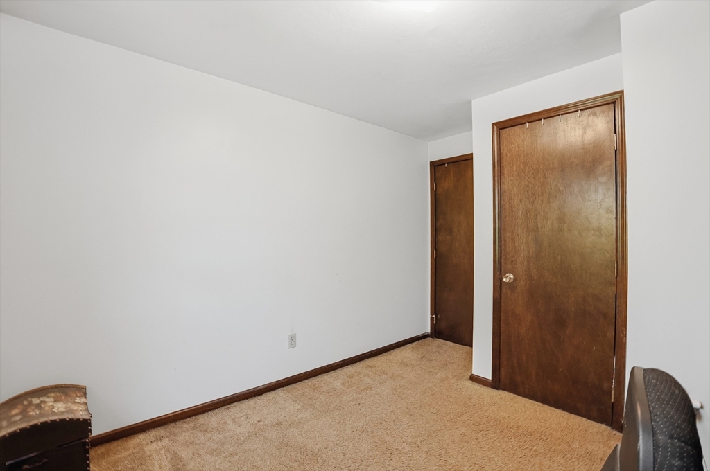 6 Bayview Avenue, Berkley, MA Photo #19