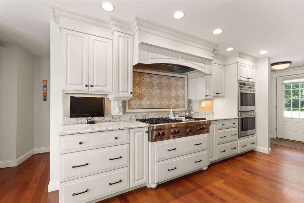115 Fox Run Rd, Sudbury, MA, 115 Fox Run Rd, Sudbury, MA Photo #5