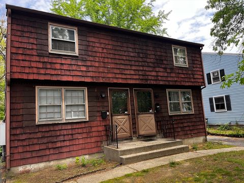 52-54 Campechi St Springfield MA 01104