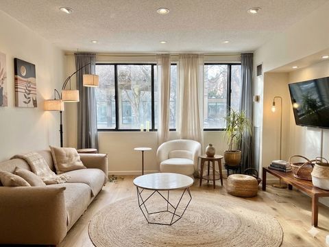 1731 Beacon St 4 Brookline MA 02445