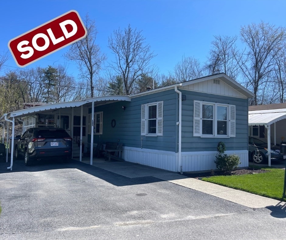 276 Lunenburg Street L-56