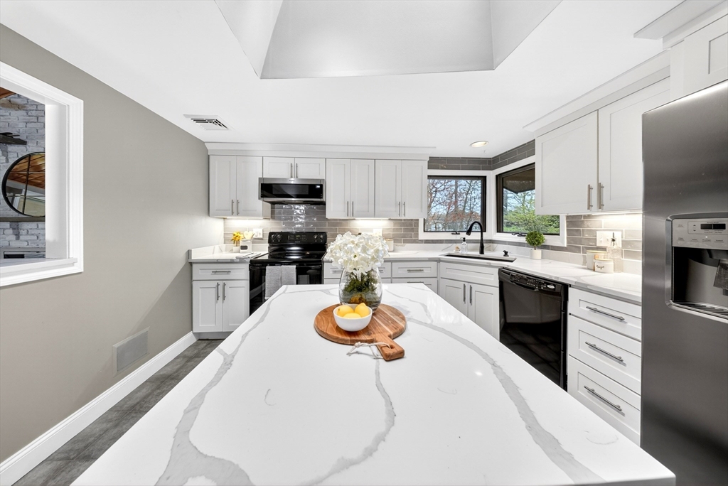 814 Sharps Lot Rd