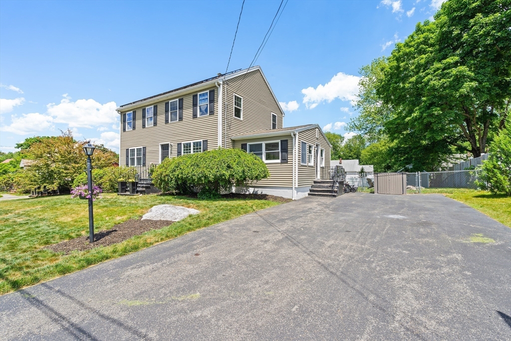 76 Faith Ave